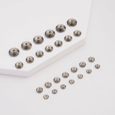 225